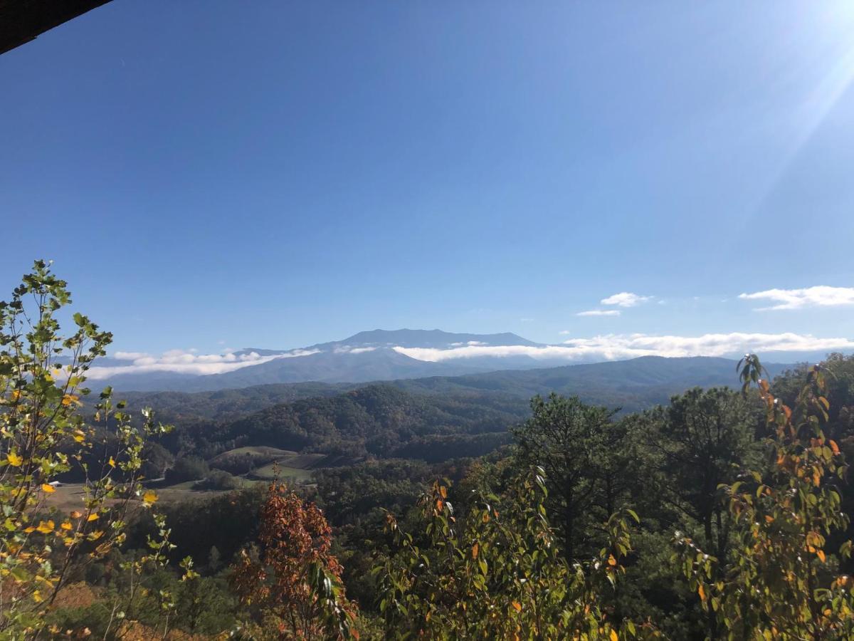 A Natural High Pigeon Forge Exterior photo