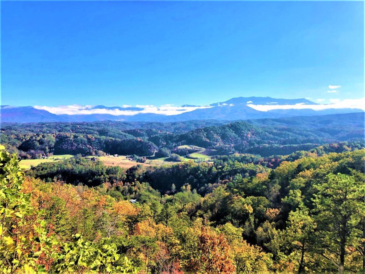 A Natural High Pigeon Forge Exterior photo