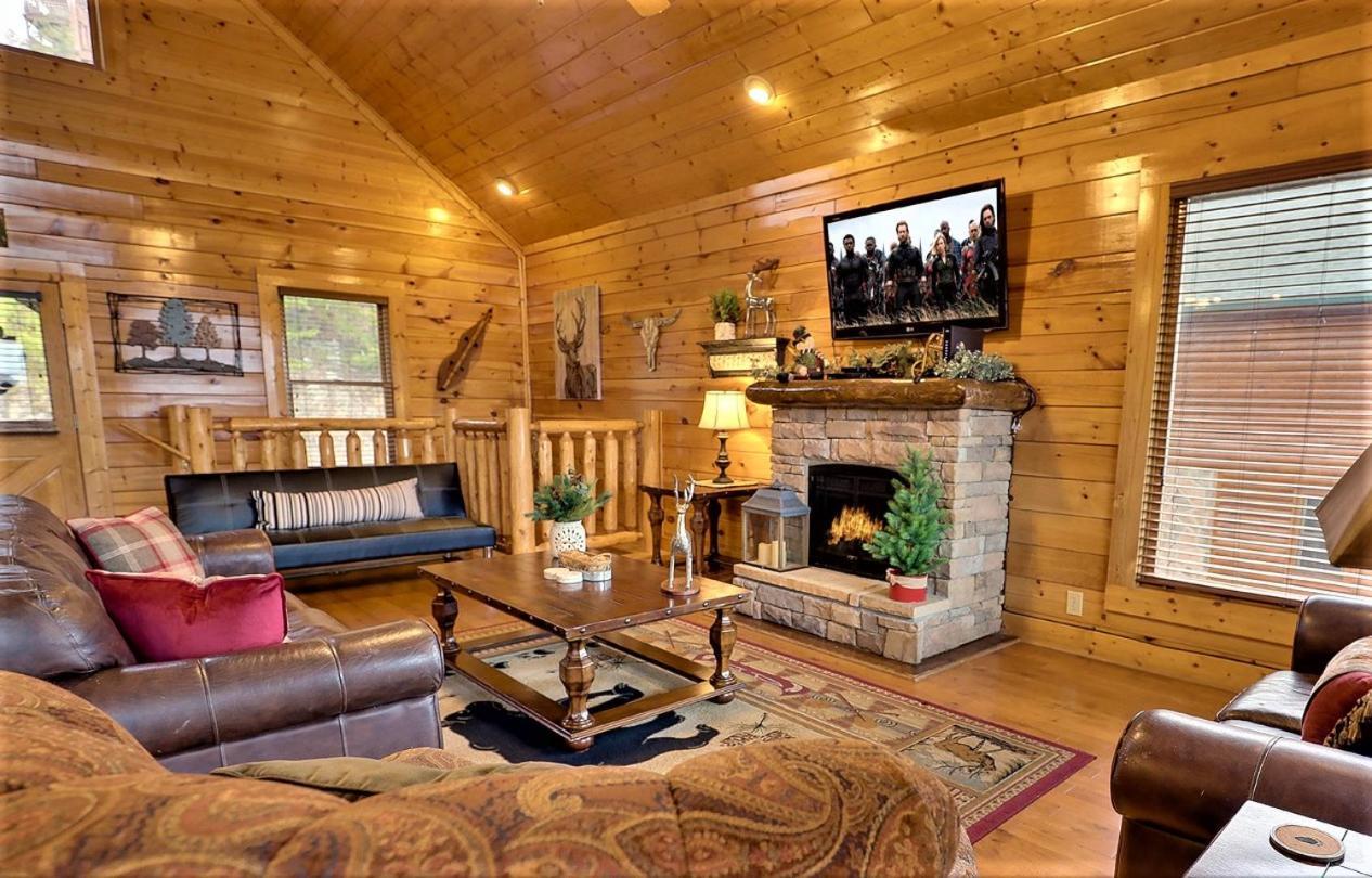 A Natural High Pigeon Forge Exterior photo