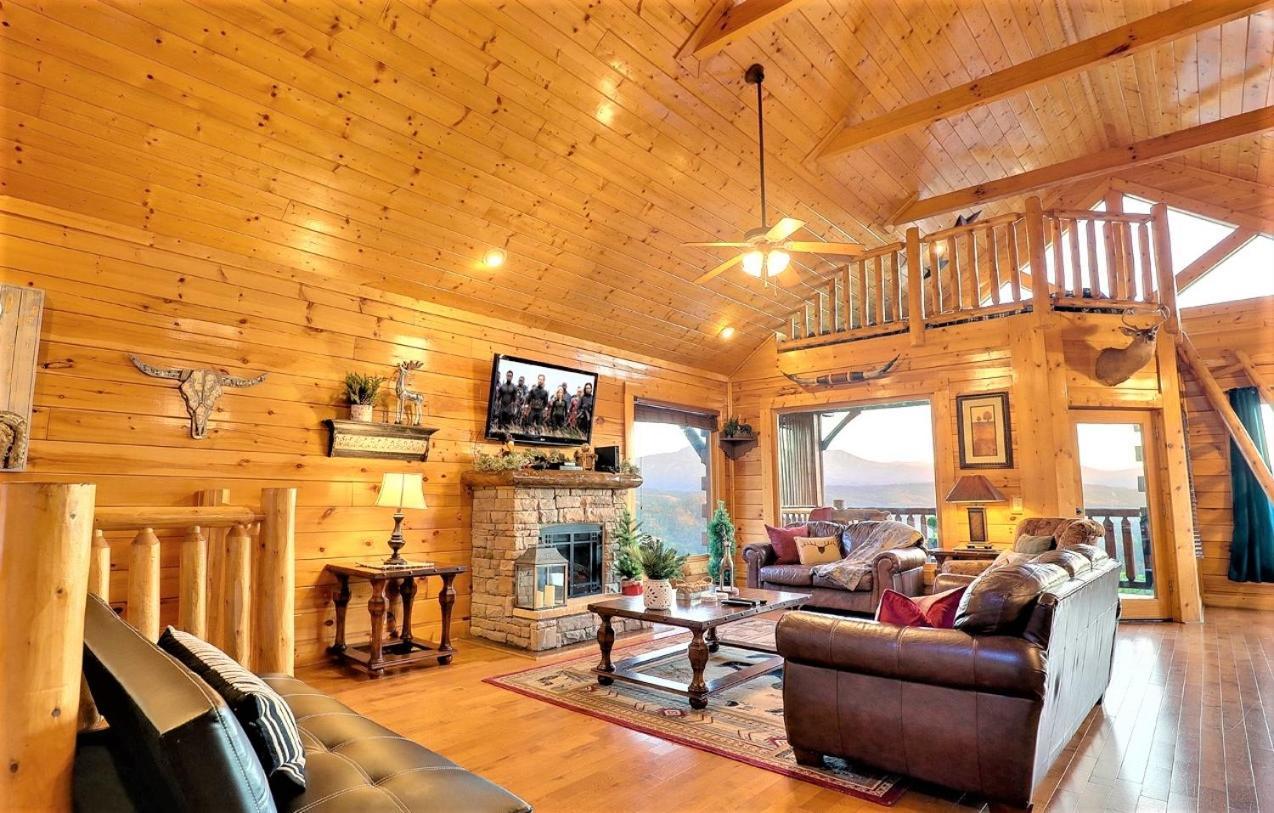 A Natural High Pigeon Forge Exterior photo